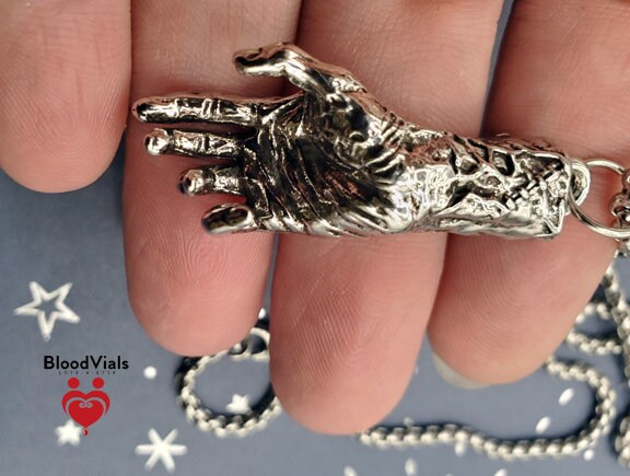 1 Hand BloodVial Necklace Kit with 23.5" Silvertone Chain (BloodBond)