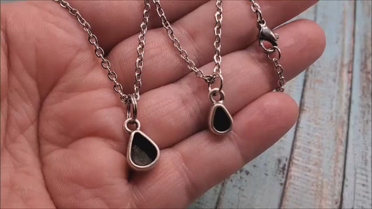 1 Blood Drop or Mini Drop Epoxy BloodVial Kit with 18" Stainless Steel Link Chain with extra Charm(BloodBond)
